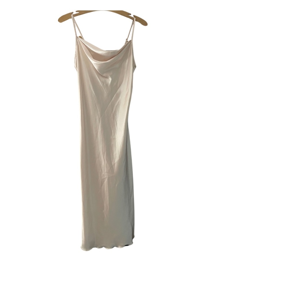 PRICE DROP‼️NWT Bebe champagne, cowl neck, silky satin dress in XS